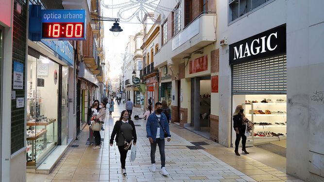 Comercios en el centro de Huelva.